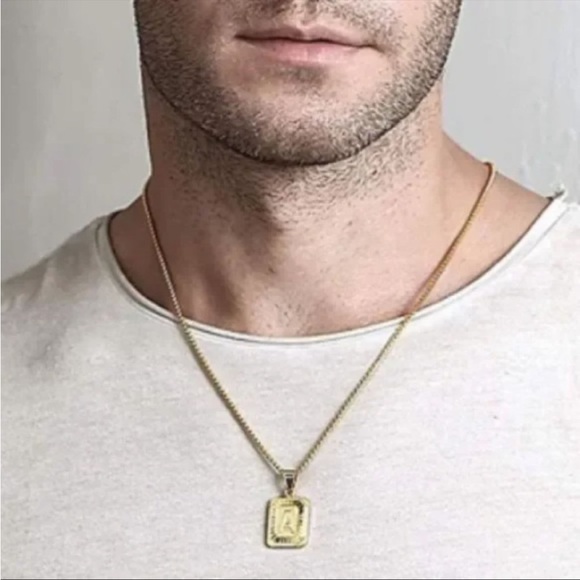 - New 22” Men’s Gold Initial Letter Necklace - Picture 5 of 10